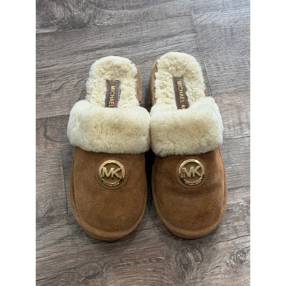 Michael Kors Janice Suede Faux Fur Scuff Slippers Tan Gold MK Logo Size 8M